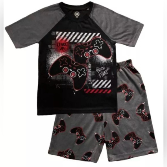 Gamer, Boy's Set, size 8 years, (shorts and t-shirt) - Picture 1 of 3